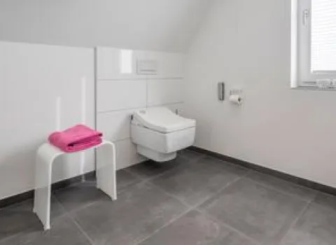 Referenz Dusch-WC