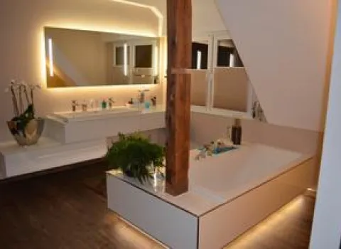 Referenz Dachbad Badewanne