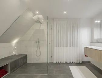 Renoviertes Badezimmer von Brüning.